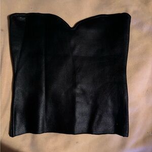 Black ZARA tube top with sweetheart neckline